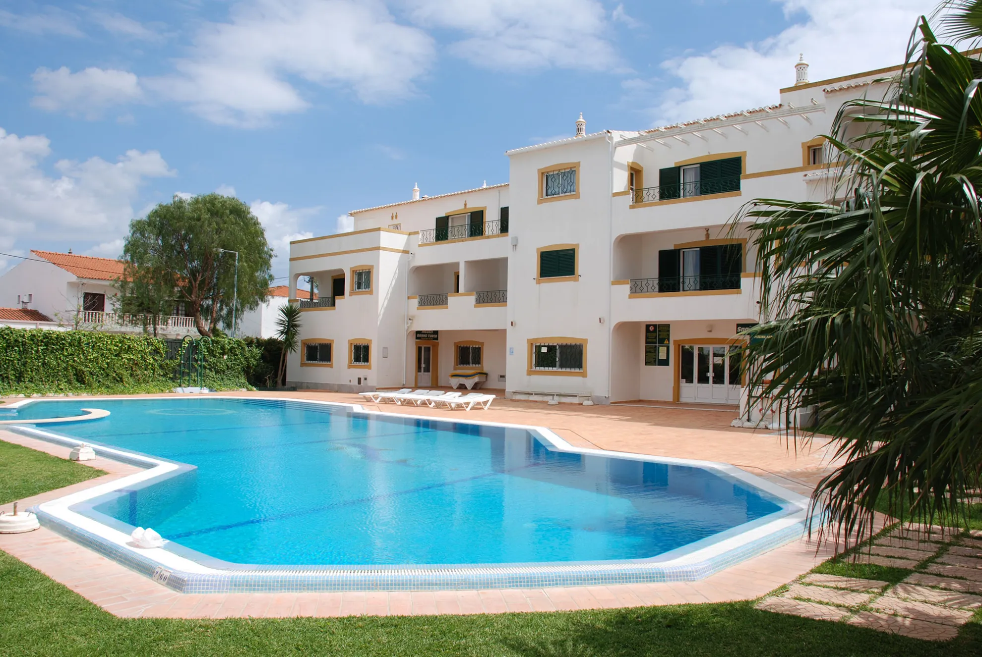 Edificio SolCosta Ferreiras