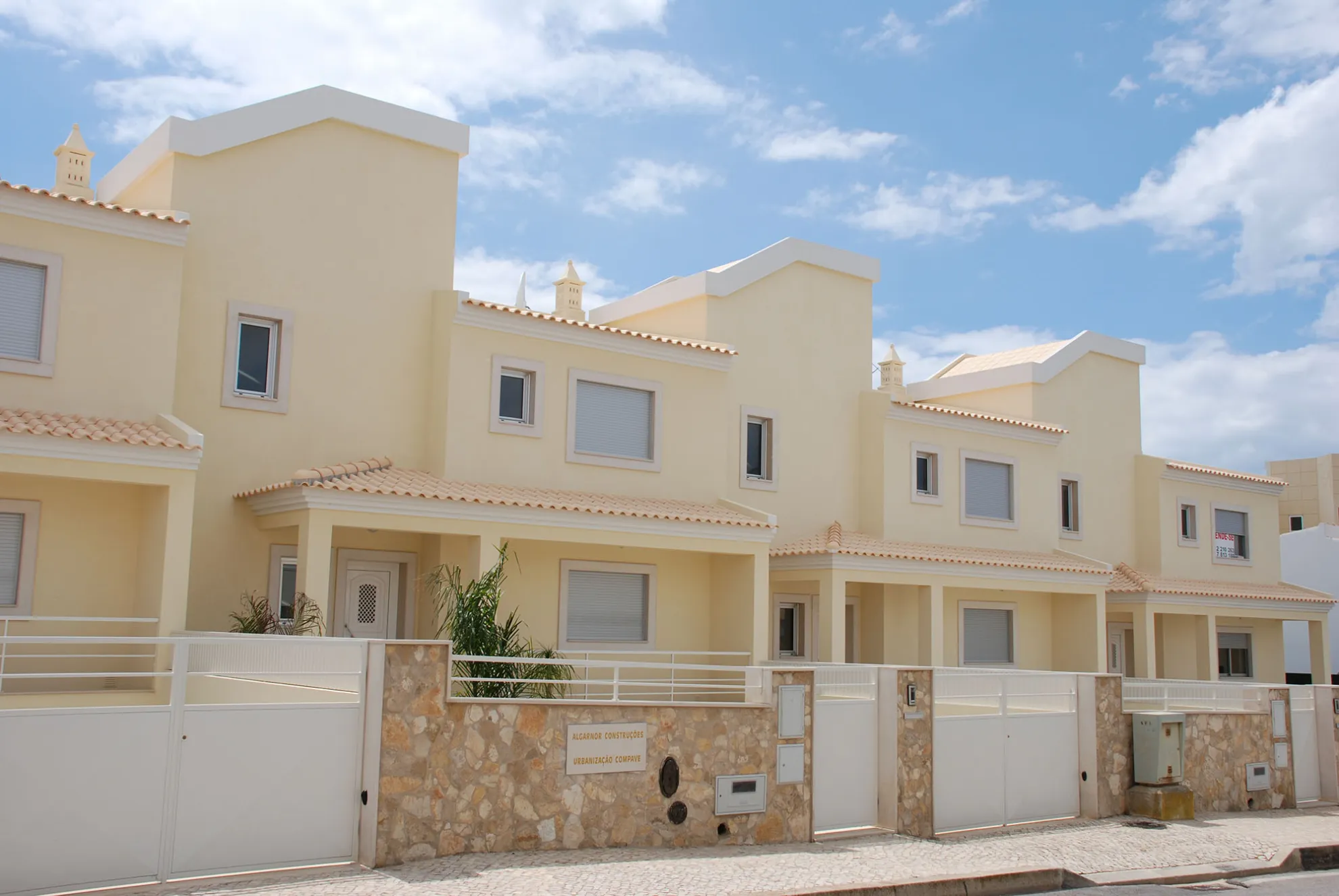 Moradias Germinadas Urbanizacao Compave